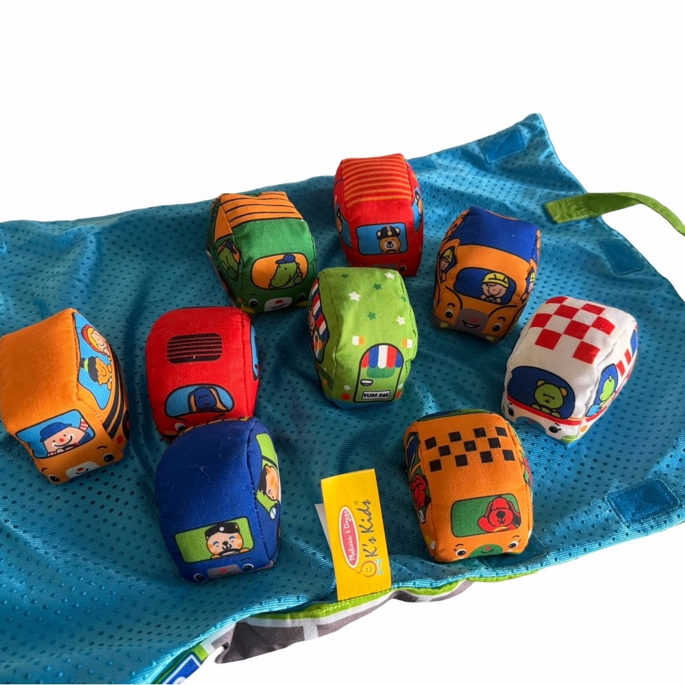 Melissa & Doug Cars Tale Along Play Mat